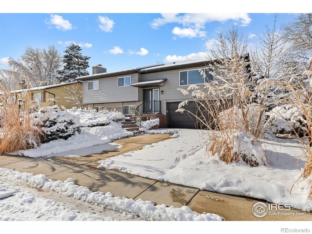 Photo of 1423 Ashcroft Drive, Longmont, CO 80501 (MLS # IR1048155)