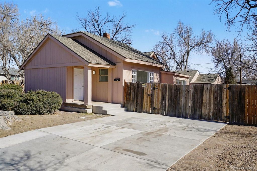 Photo of 18 Julian Street, Denver, CO 80219 (MLS # 3151994)