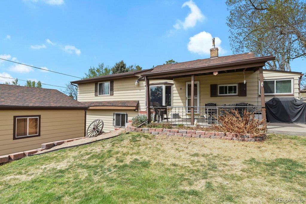 Photo of 6575 Estes Street, Arvada, CO 80004 (MLS # 5828185)