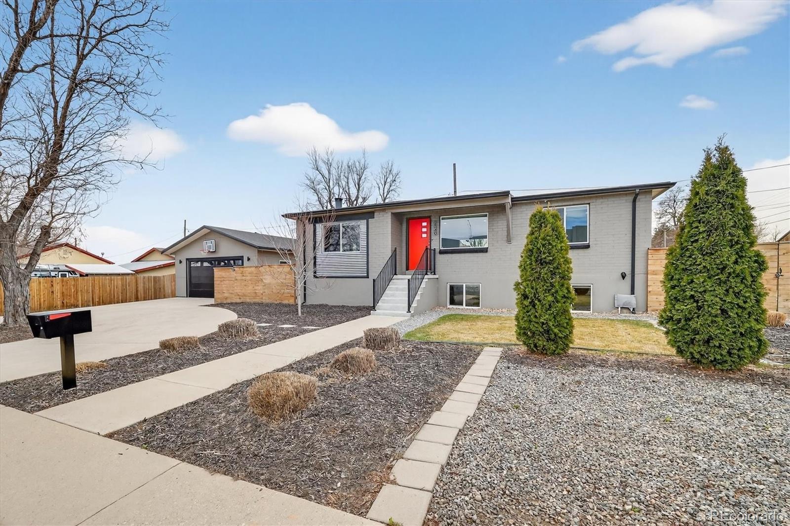 2340 W 48th Avenue Drive S