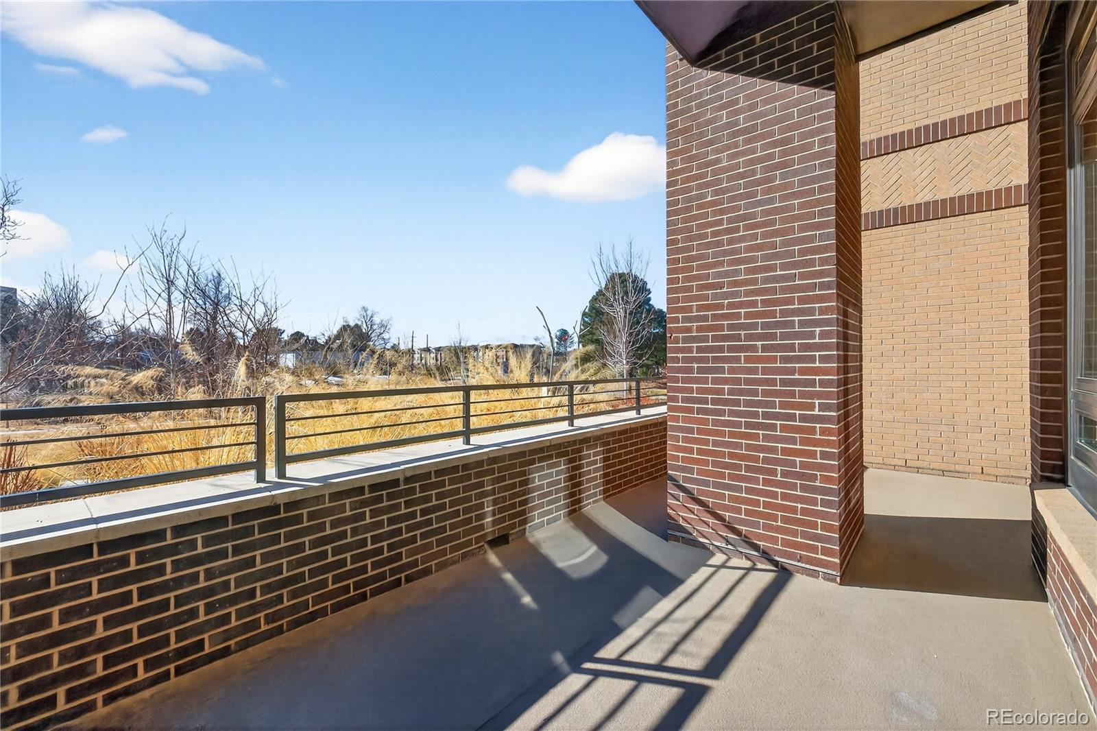 6618 E Lowry Boulevard 110