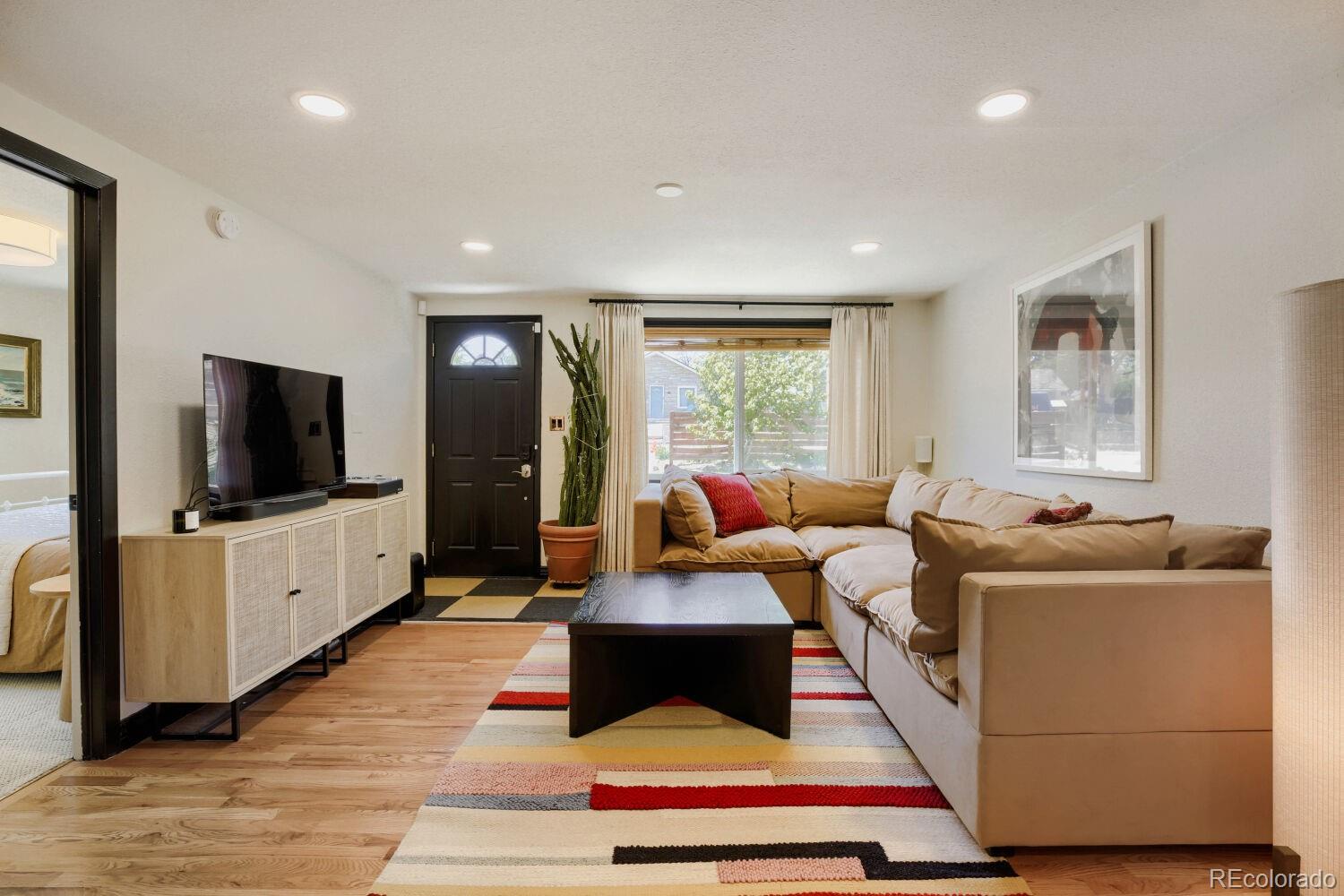 4858 Beach Court