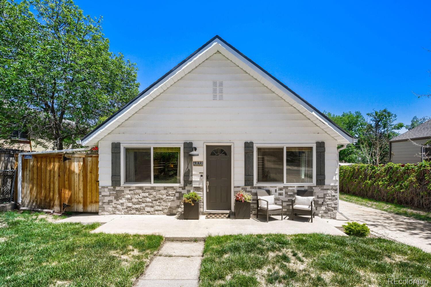 4858 Beach Court