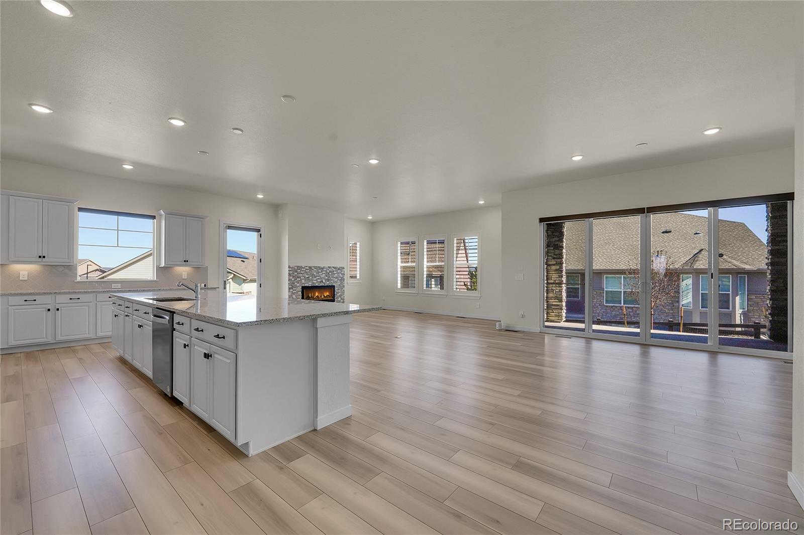 8538 S Quatar Street