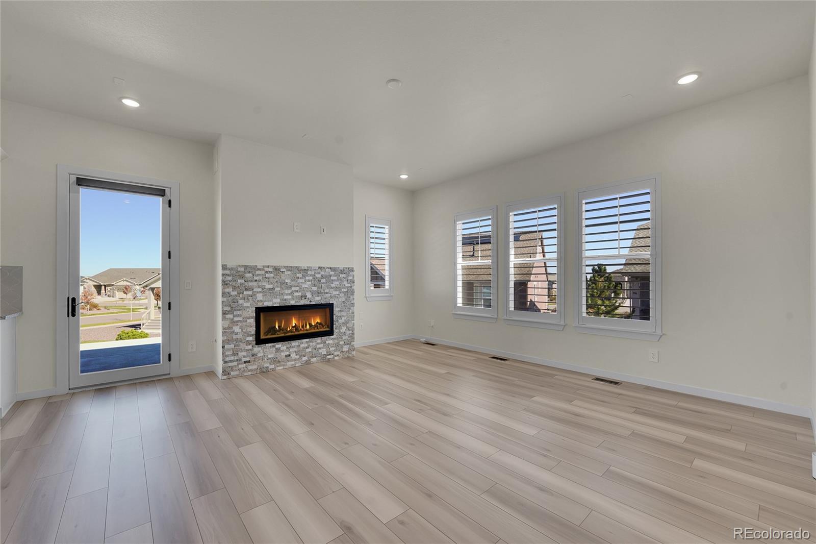 8538 S Quatar Street