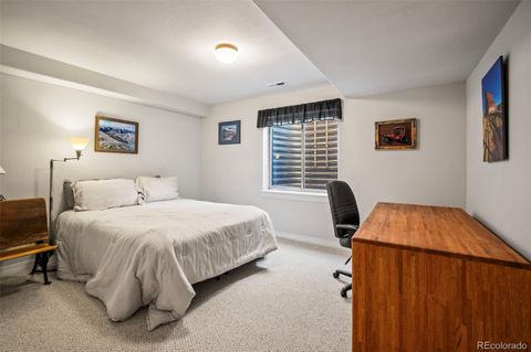 Single Family Residence in Colorado Springs CO 1652 Pinon Glen Circle 17.jpg