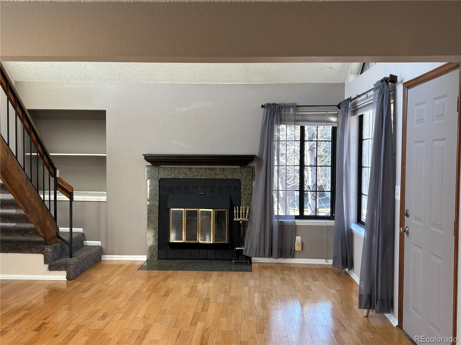 826 S Vance Street E