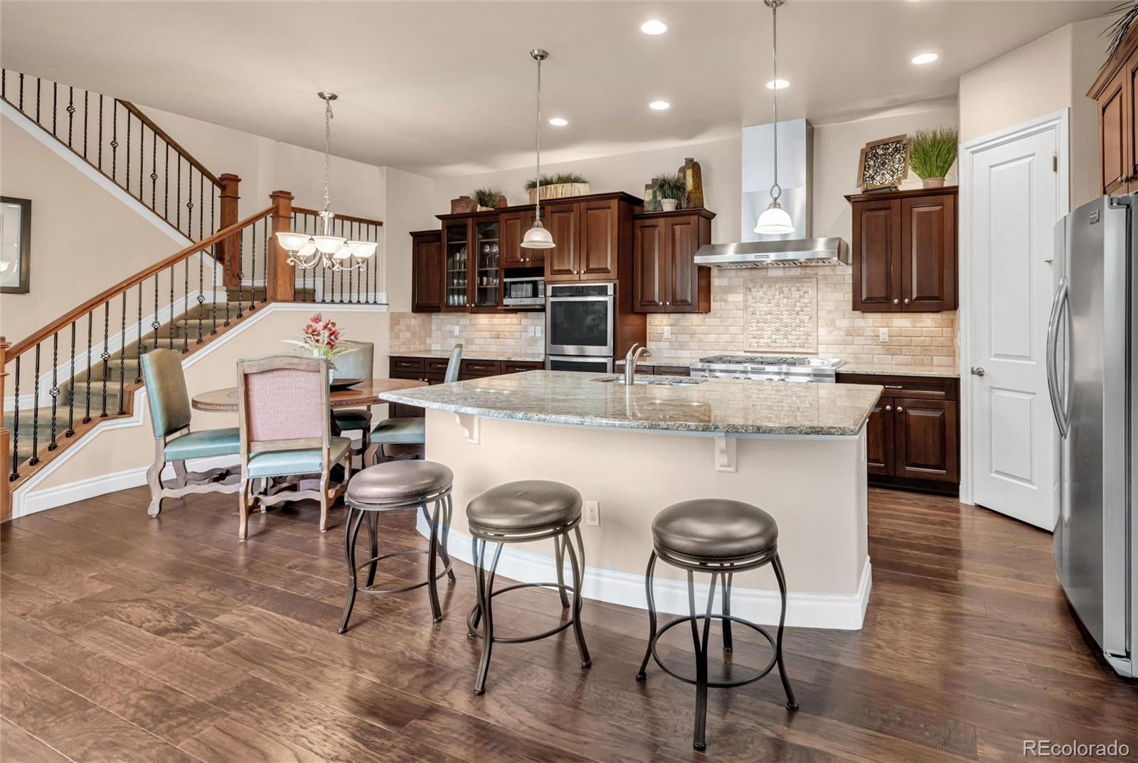 10136 Ridgegate Circle