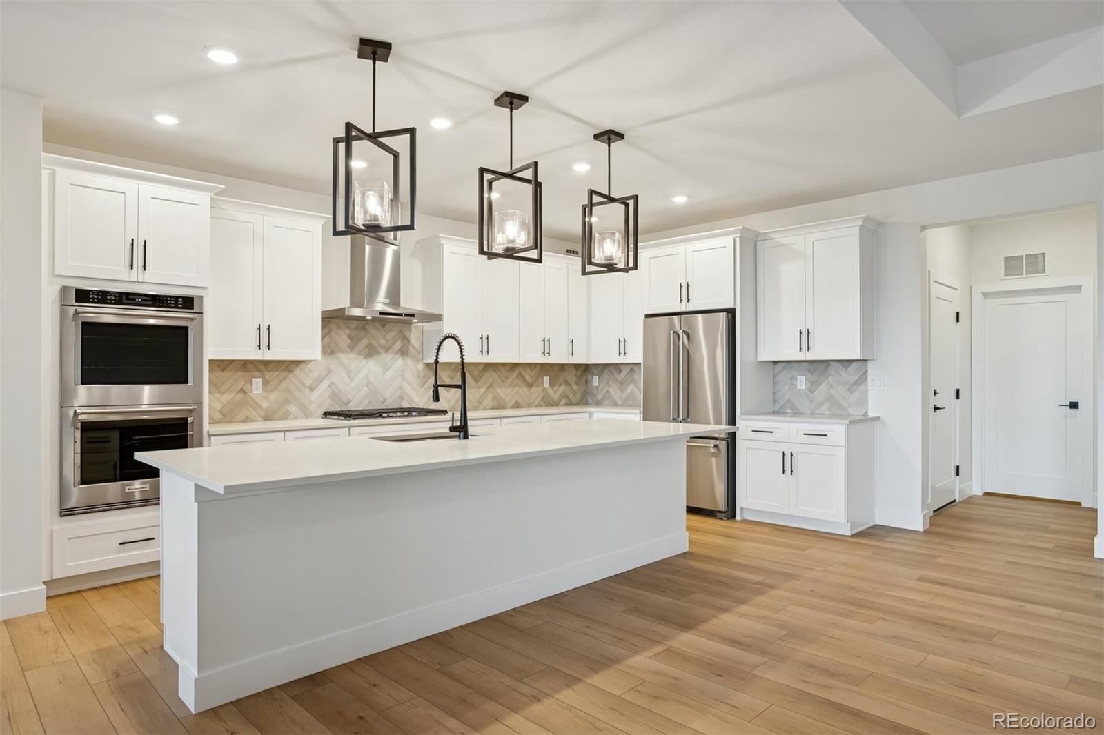 42977 Colonial Trail