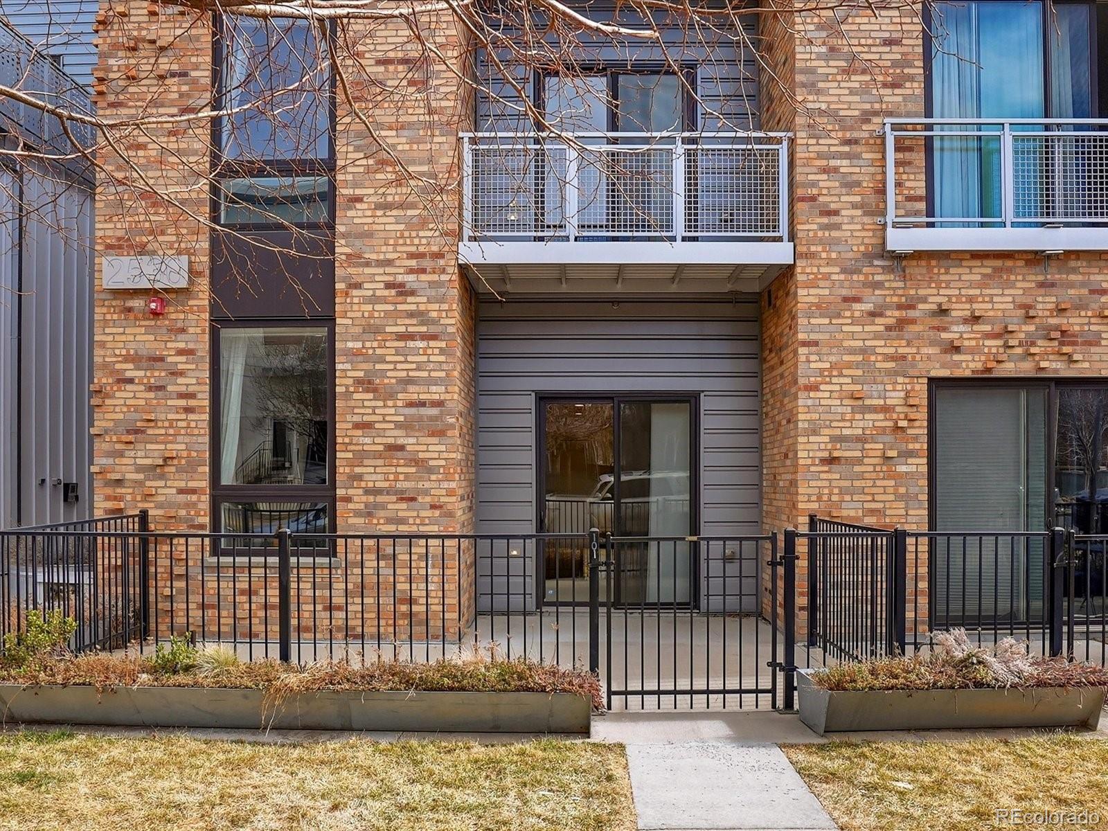 2530 Lawrence Street RA101