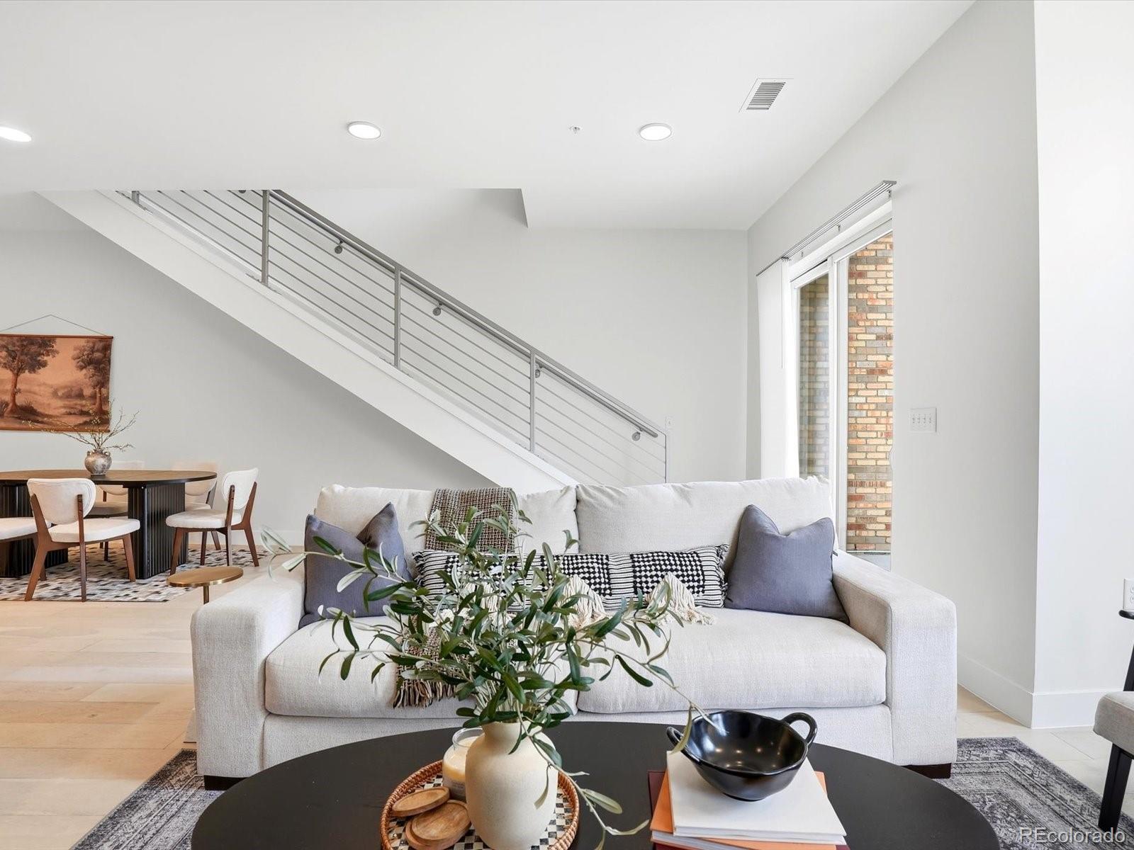 2530 Lawrence Street RA101