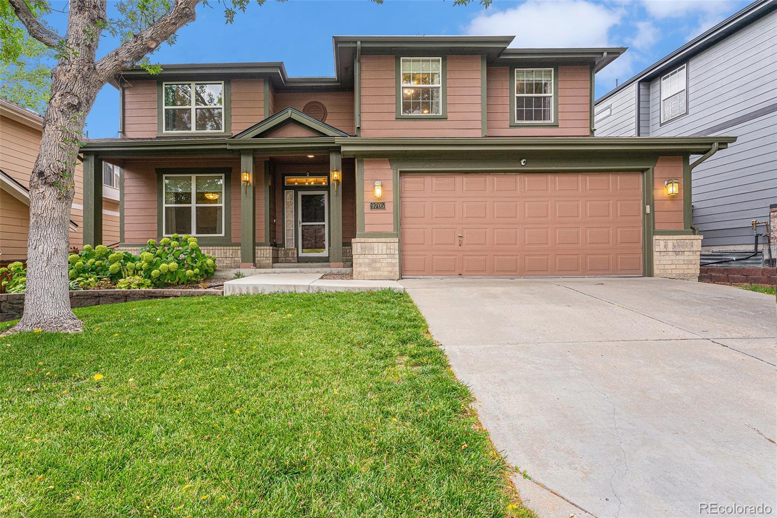 9705 Carr Circle