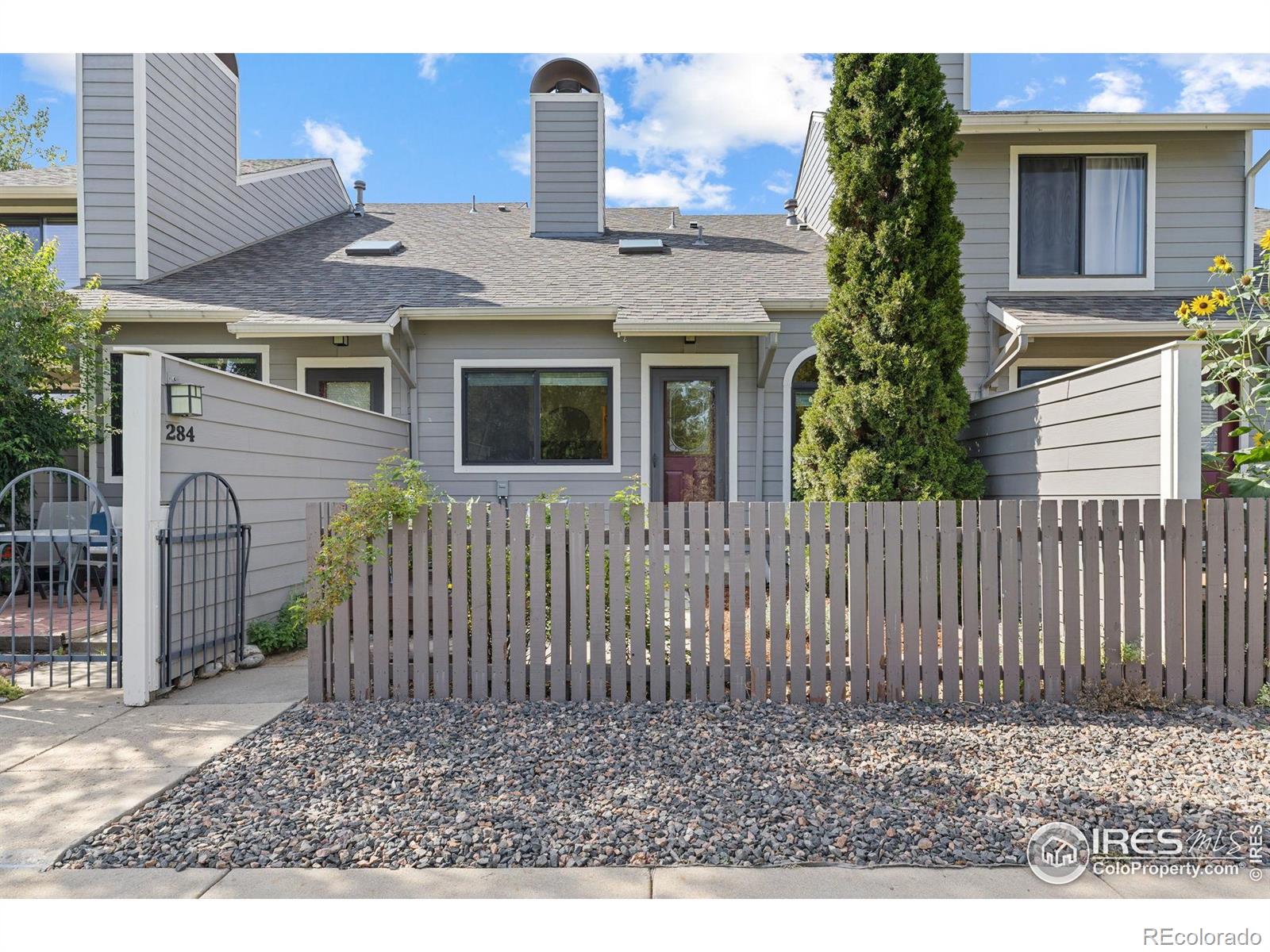 284 S Taft Court