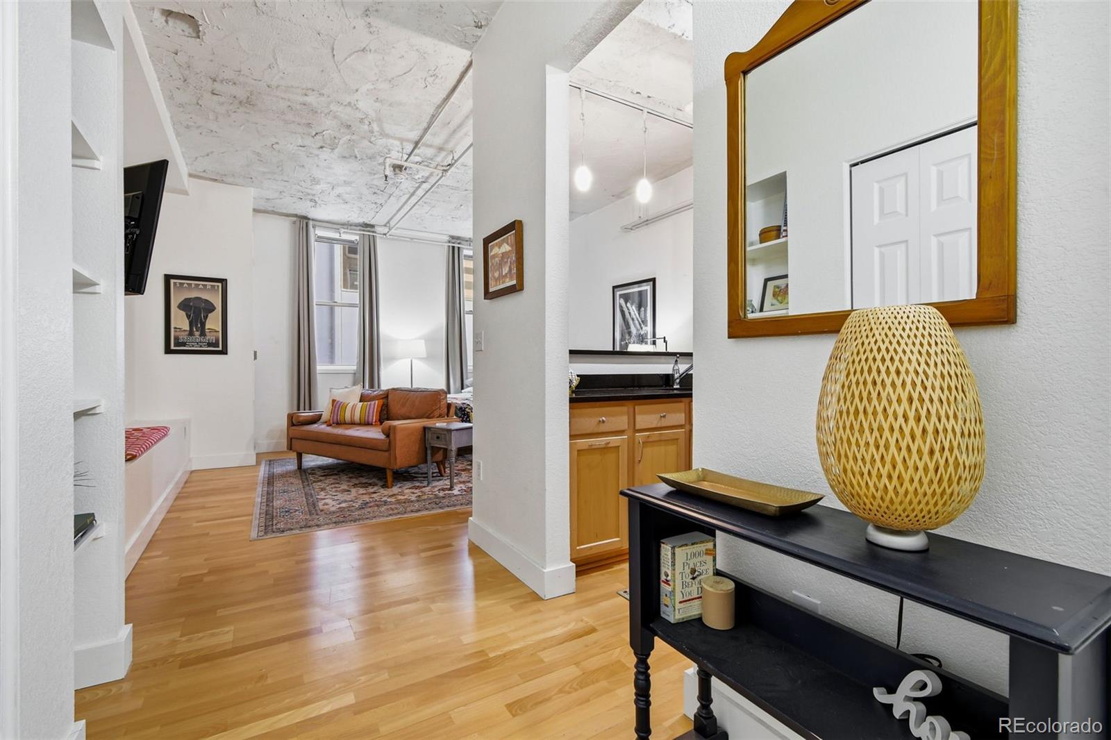 444 17th Street 208