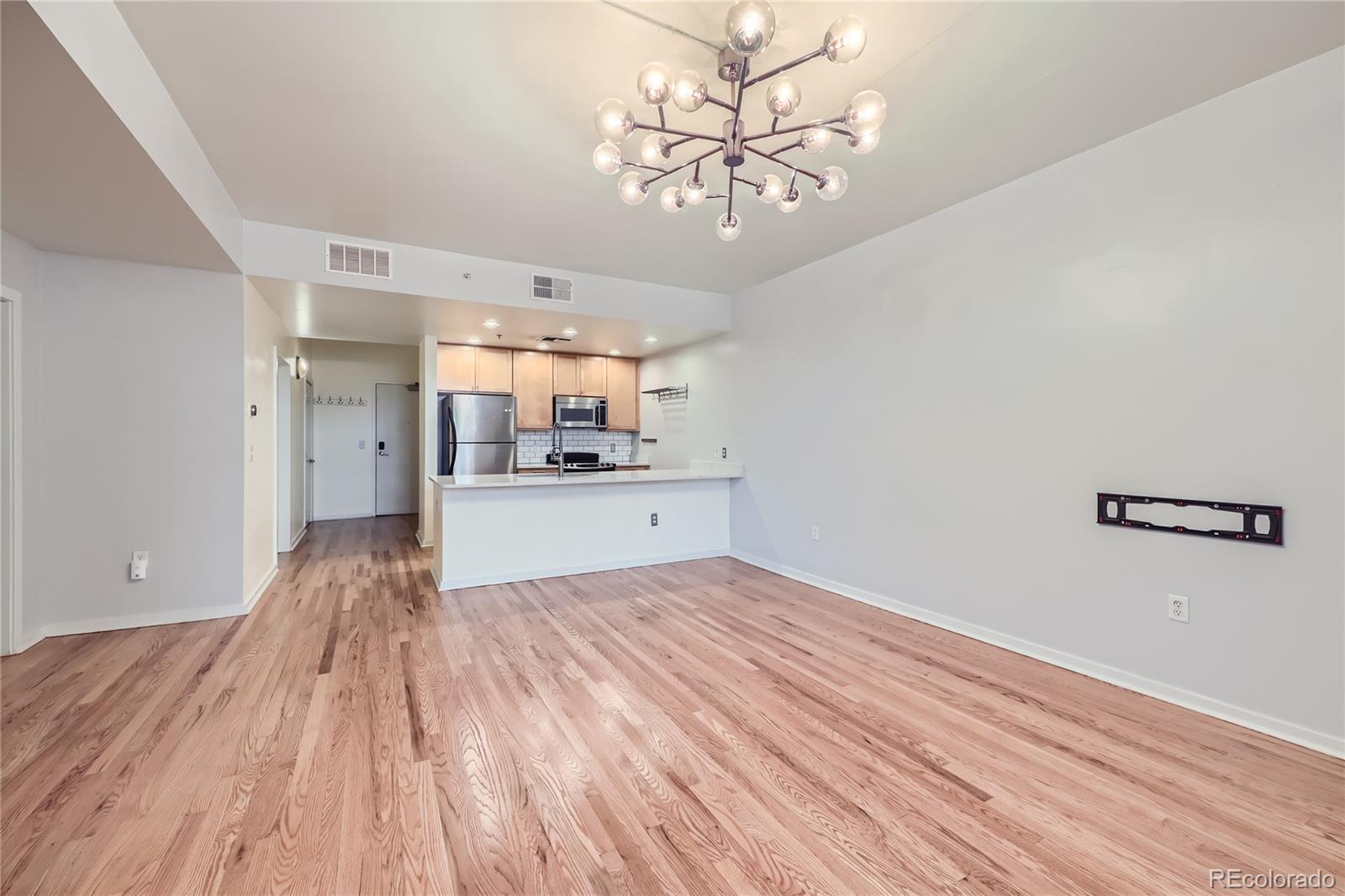 275 S Harrison Street 107