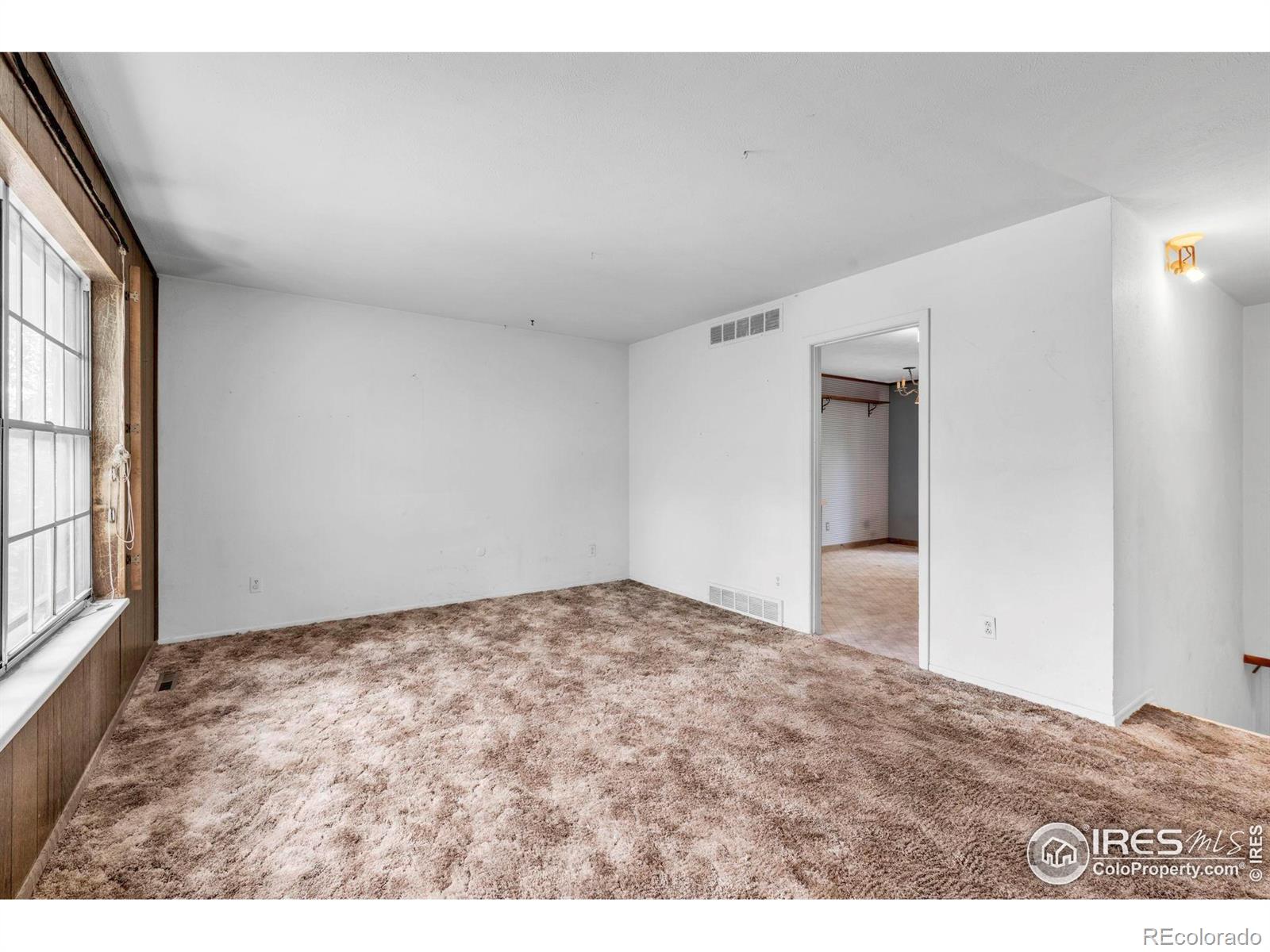 1380 Ithaca Drive