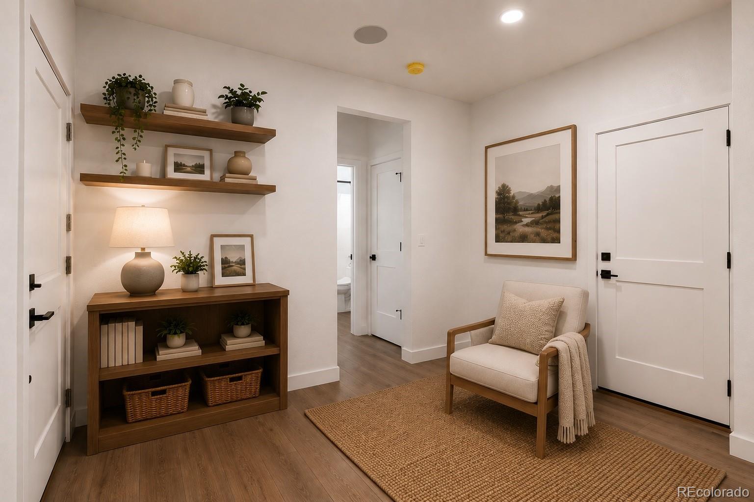 360 W Stanford Avenue