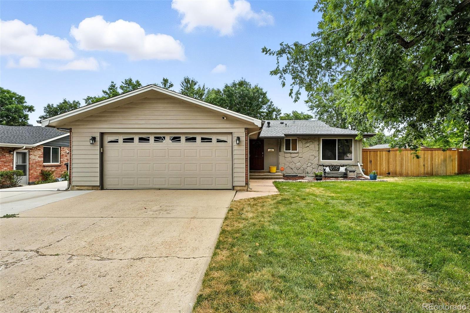 3404 S Clinton Court