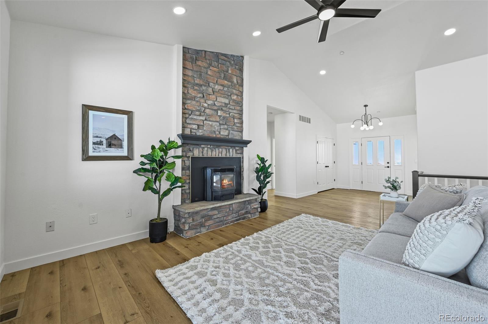 40995 Rendezvous Circle