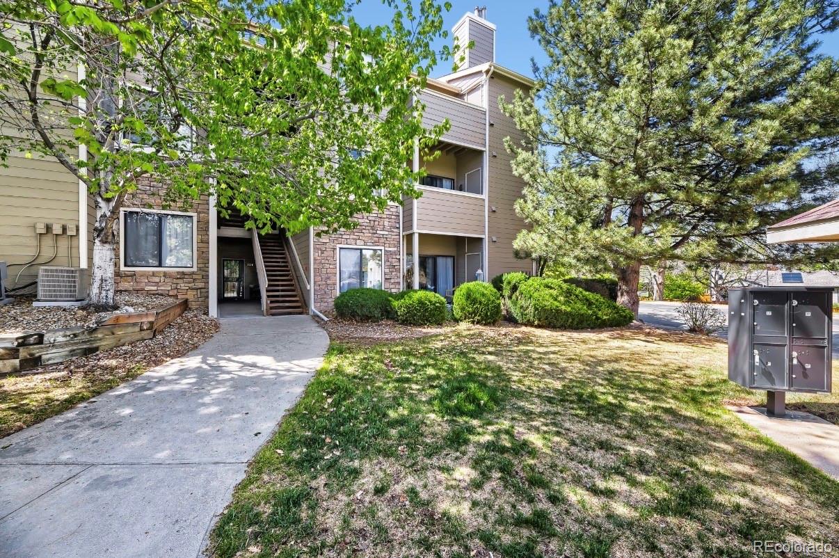 7388 S Alkire Street 206