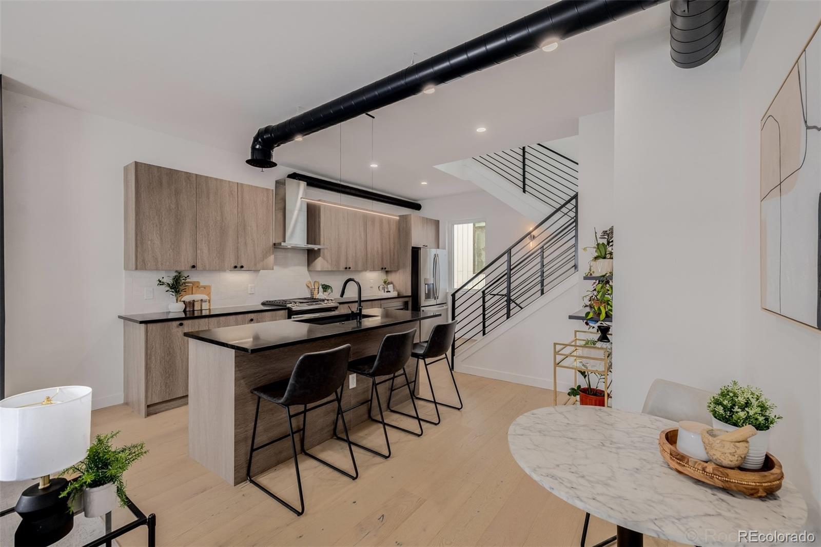 1242 Yates Street U2