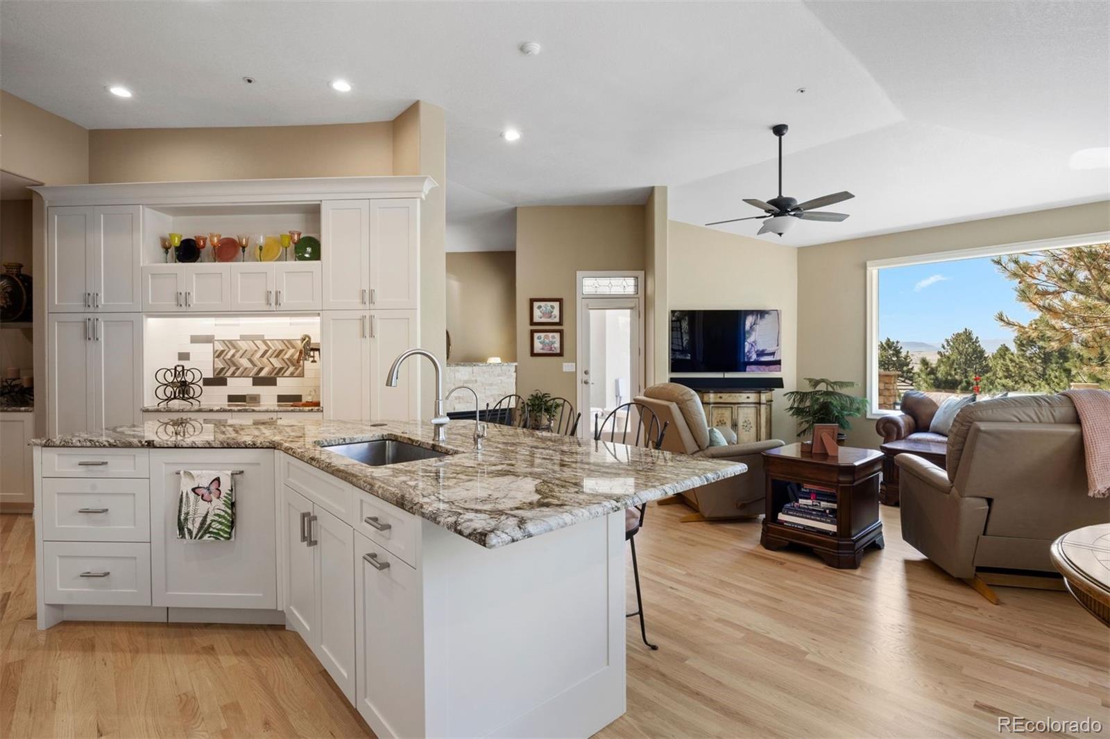 3228 Country Club Parkway