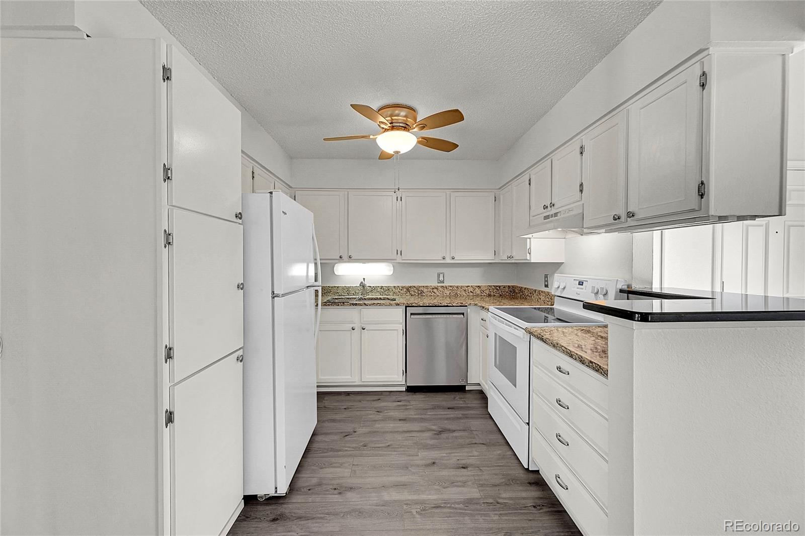 10251 W 44th Avenue 8-206