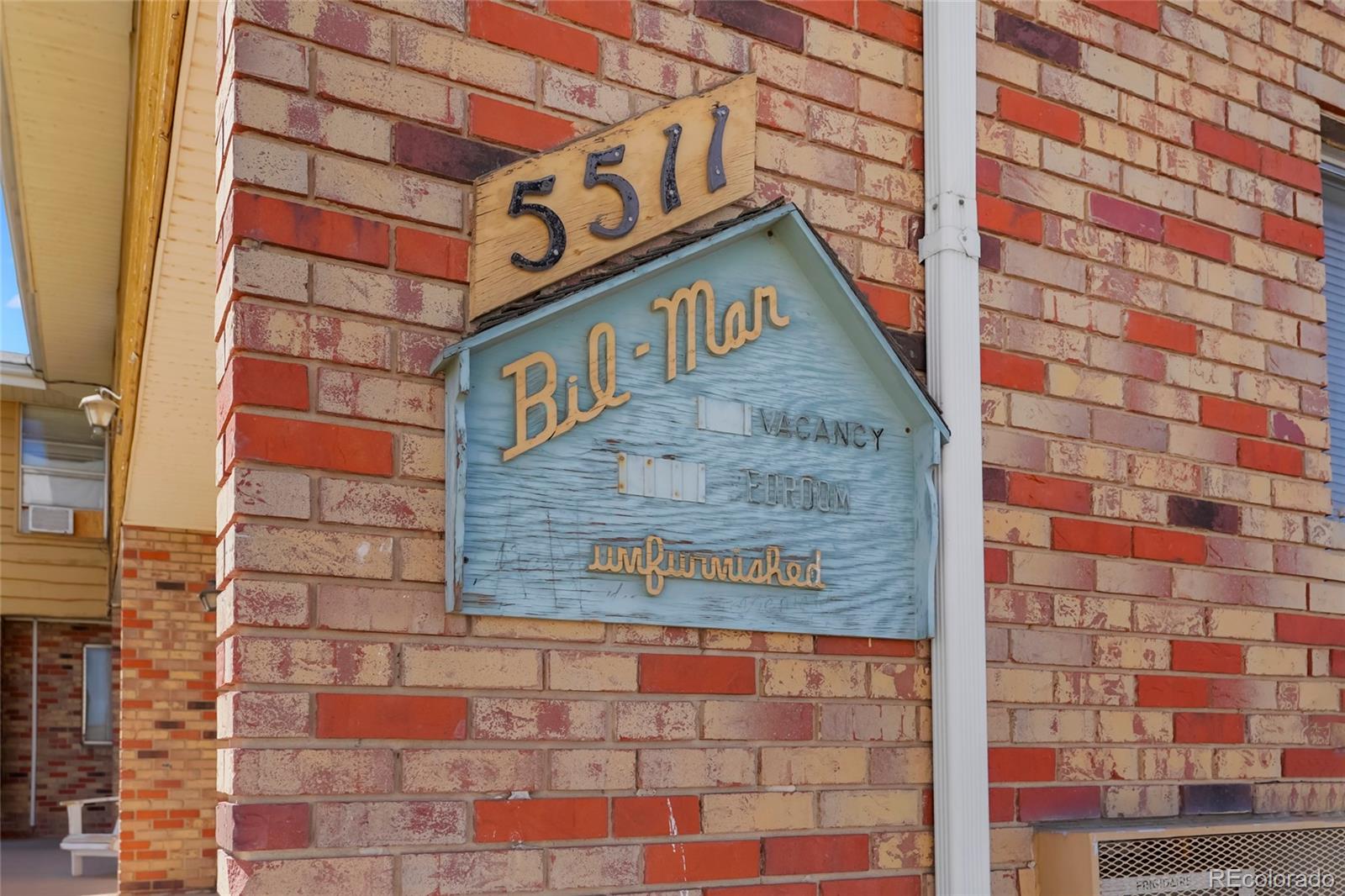 5511 S Delaware Street