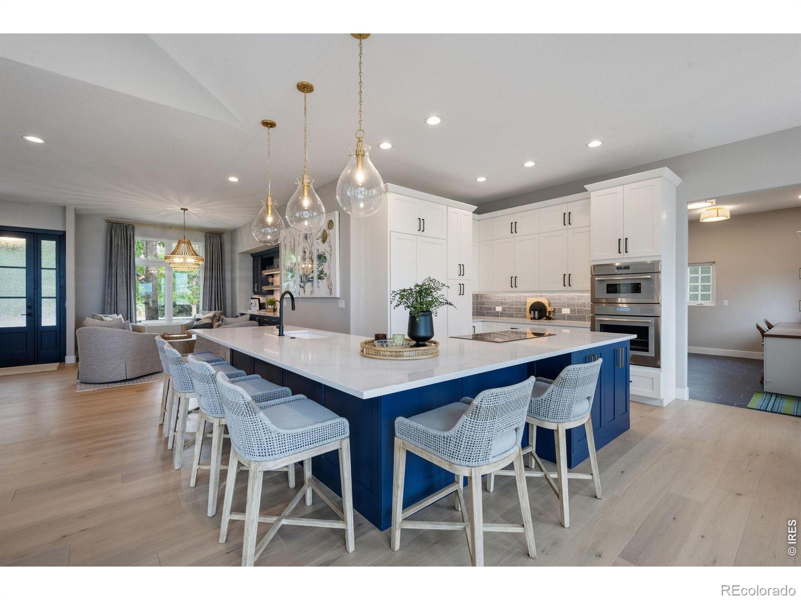 4739 Valley Oak Drive