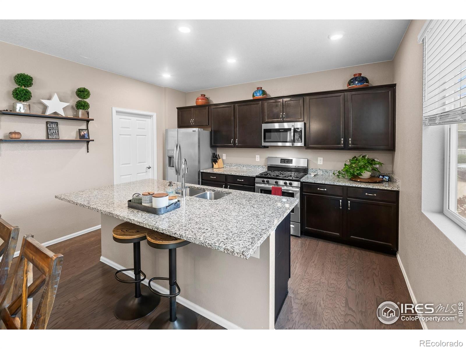 1961 Rose Petal Drive