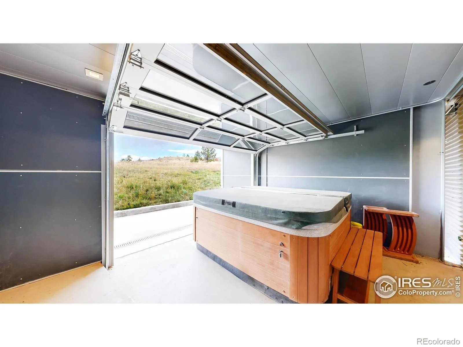 Boulder, Colorado 80302, United States, 4 Bedrooms Bedrooms, ,3 BathroomsBathrooms,Residential,Active,127416