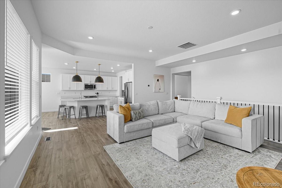 12944 Grasslands Street