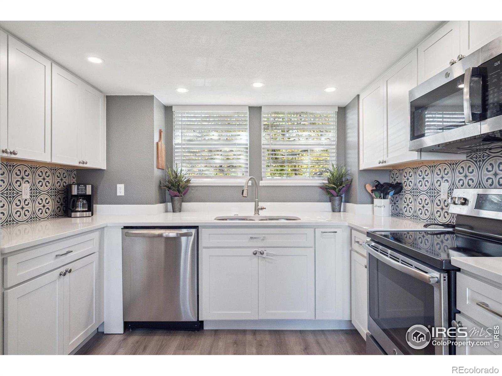 4925 E Ashton Avenue