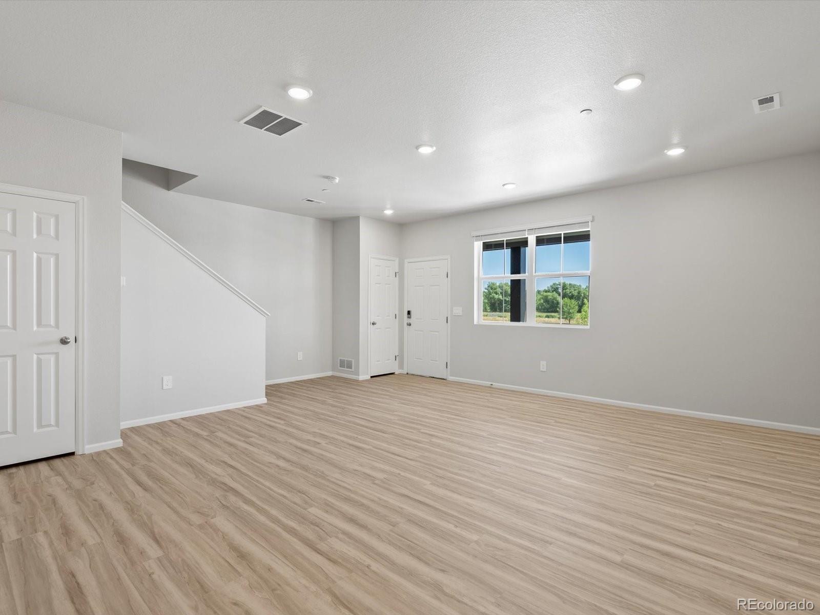 1616 Riverplace Drive 3