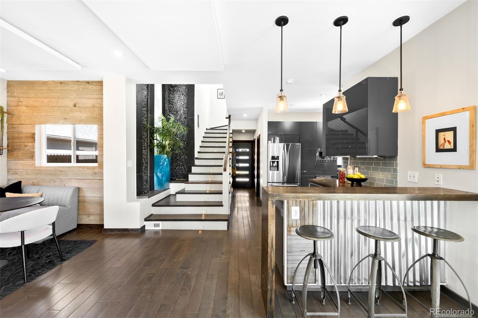 2798 S Lincoln Street