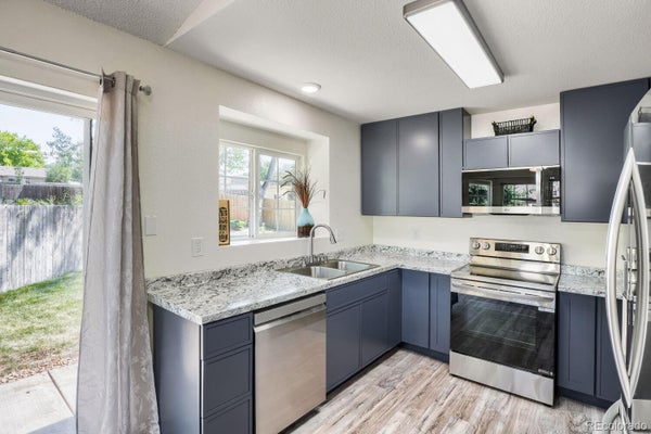 9204 W 94TH AVE, BROOMFIELD, CO 80021 - Image 91249c5a01a88e4e8a346ebf4be52271/1433423173