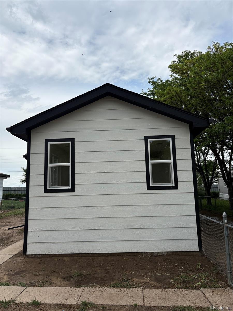 1219 Lilac Drive