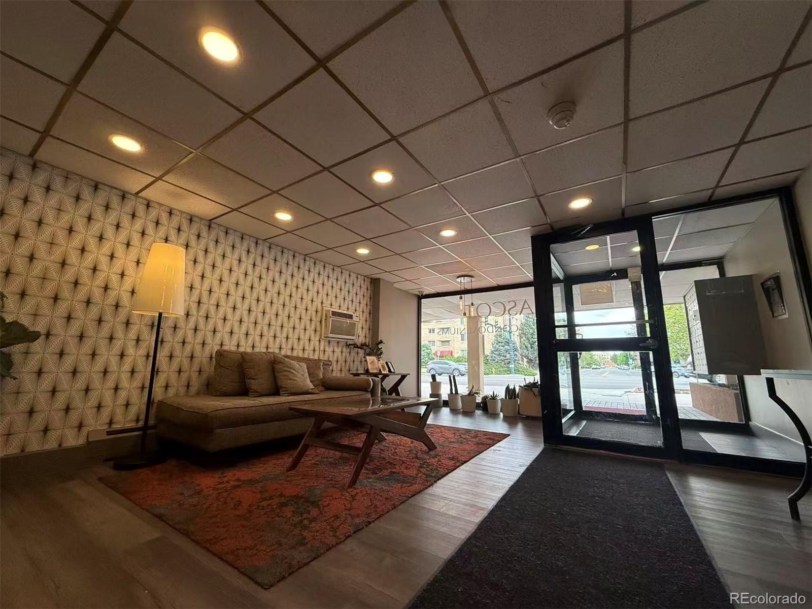 1035 Colorado Boulevard 505