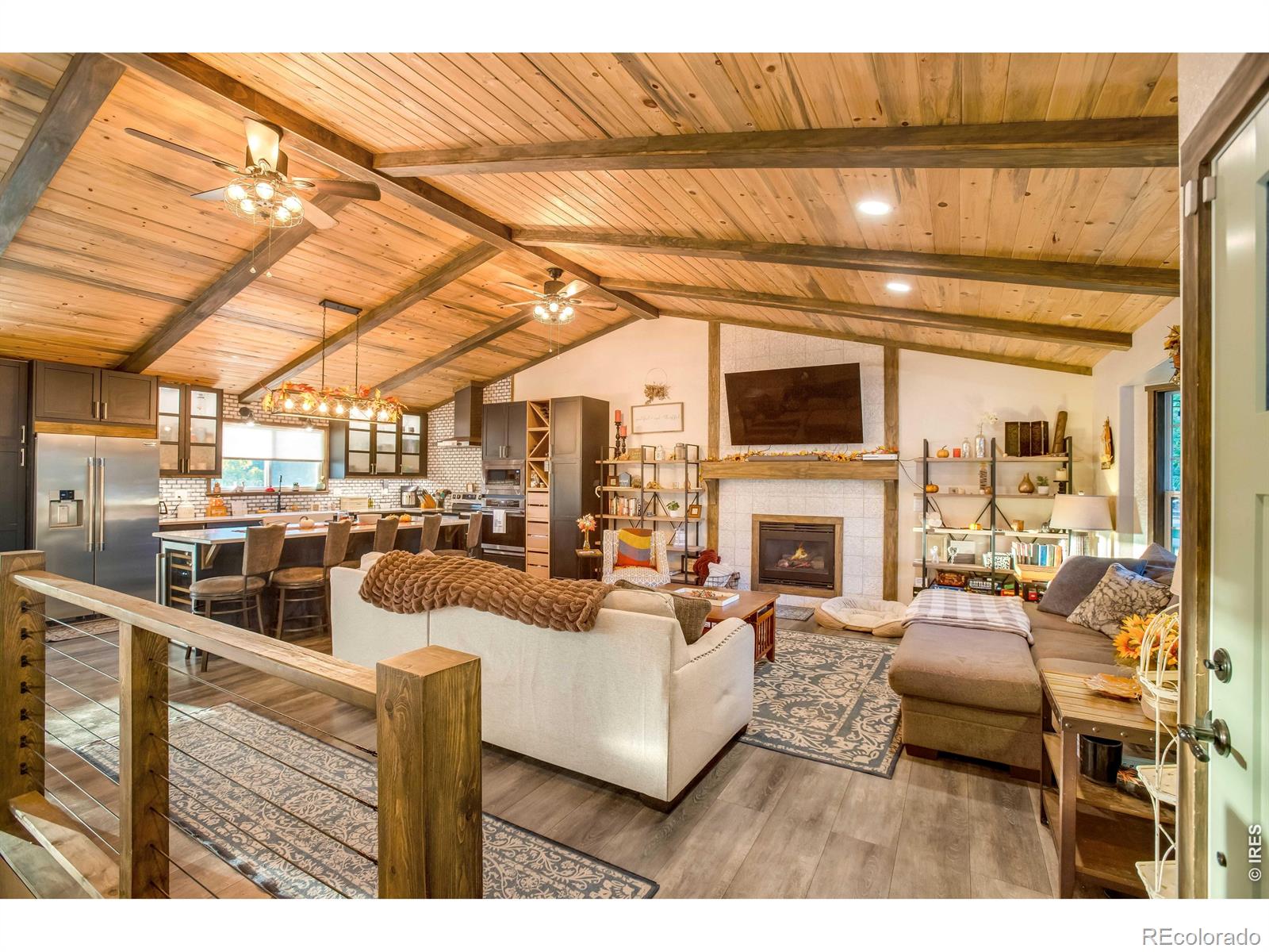 5015 Rose Court