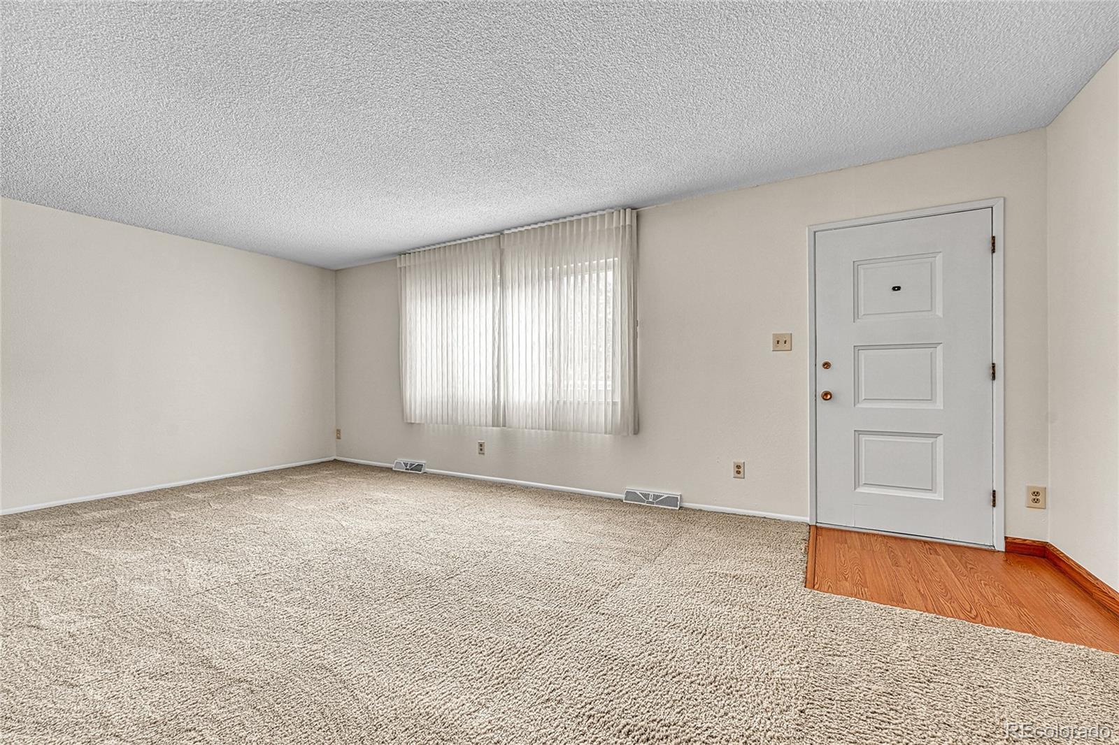 9276 E Nassau Avenue