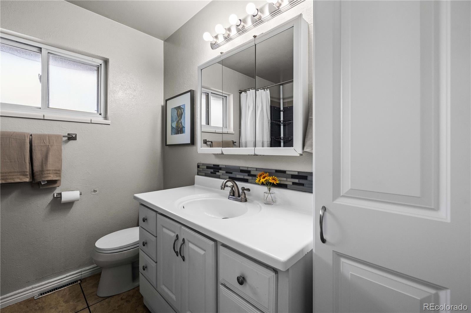 2951 S Downing Street, Englewood, CO 80113 — MLS #1636598 — photo 23 of 47