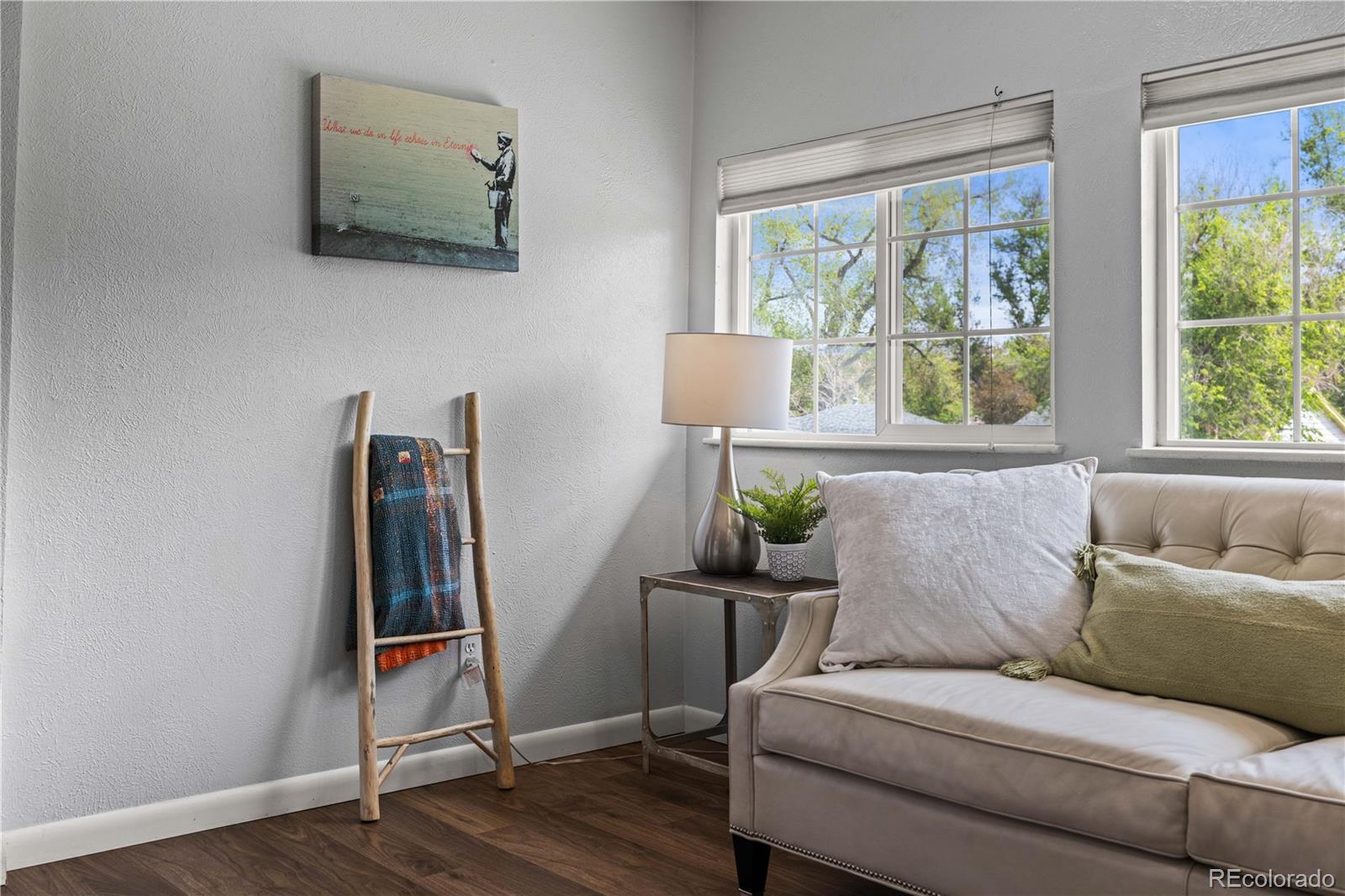 2951 S Downing Street, Englewood, CO 80113 — MLS #1636598 — photo 7 of 47