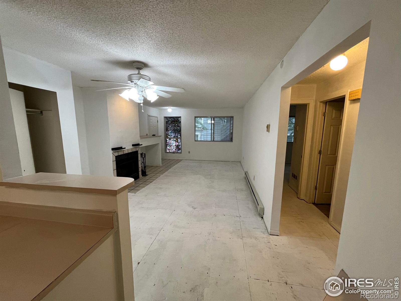 1301 University Avenue 202, Fort Collins, CO, 80521 4 1301 University Avenue 202