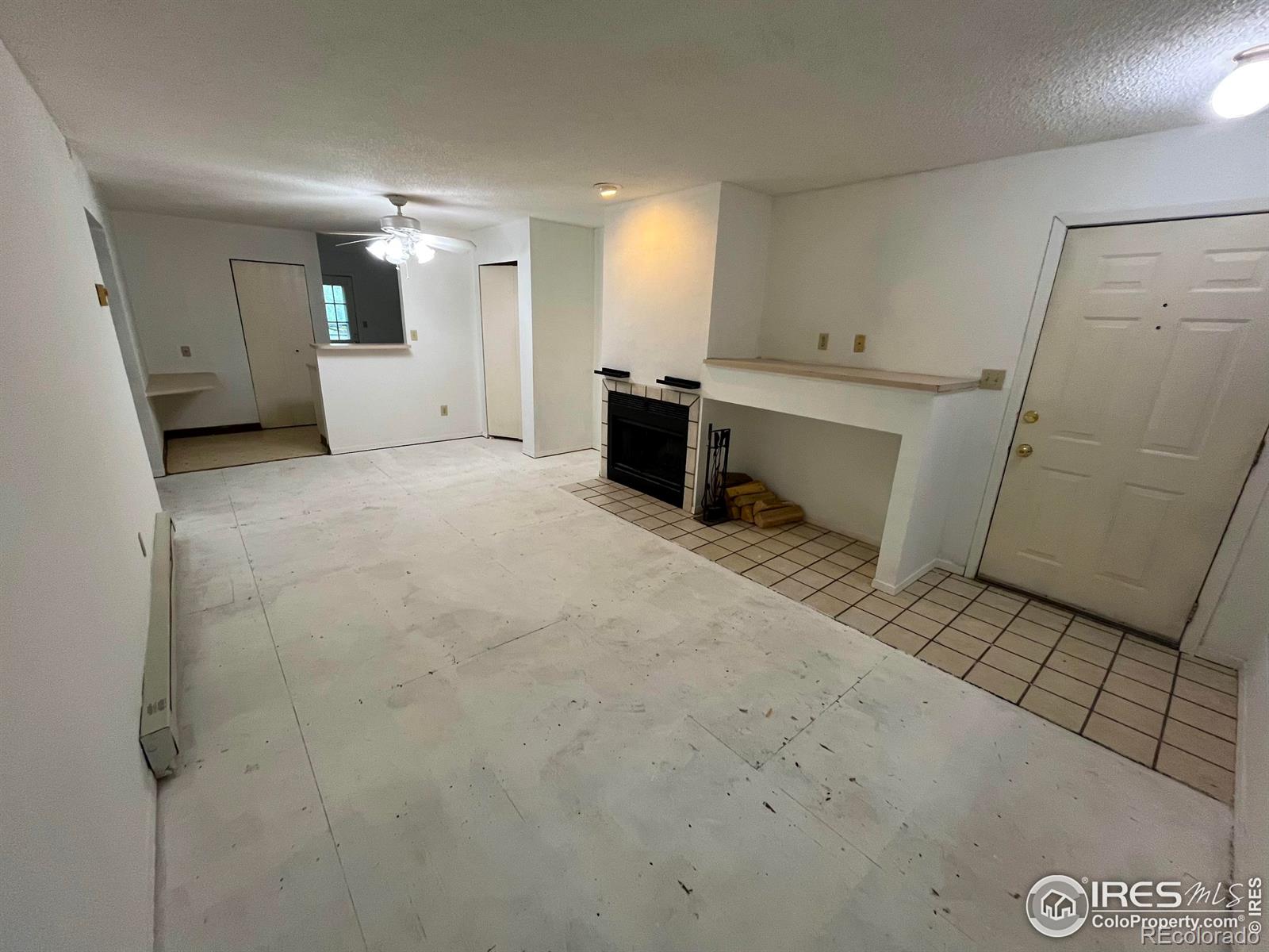 1301 University Avenue 202, Fort Collins, CO, 80521 2 1301 University Avenue 202