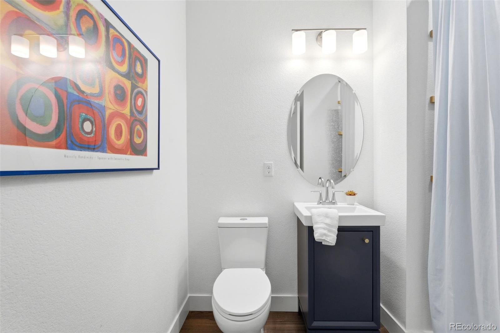 1081 Mariposa Street