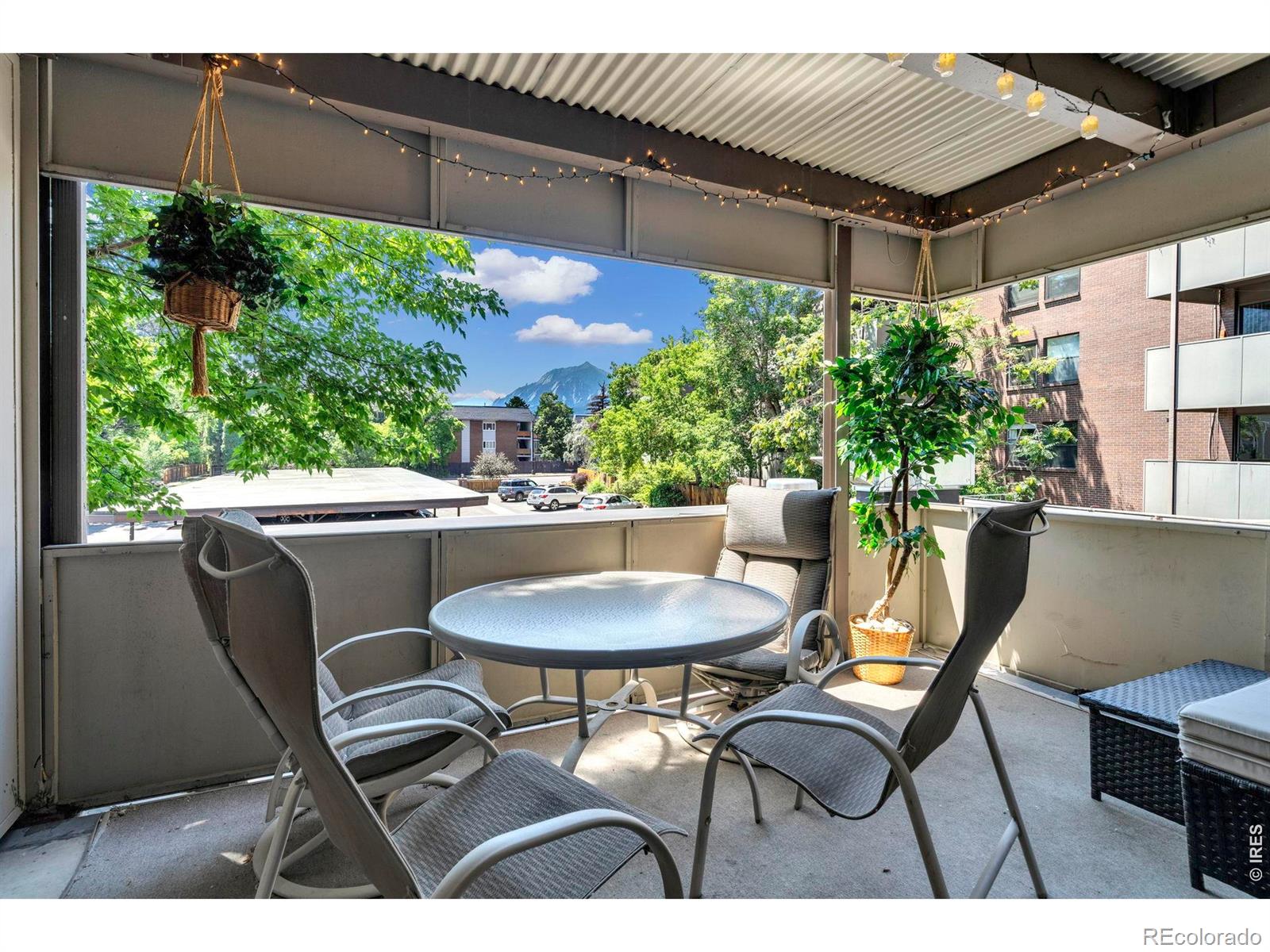 2227 Canyon Boulevard 263