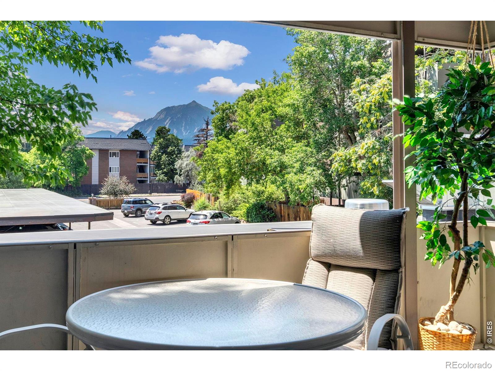2227 Canyon Boulevard 263
