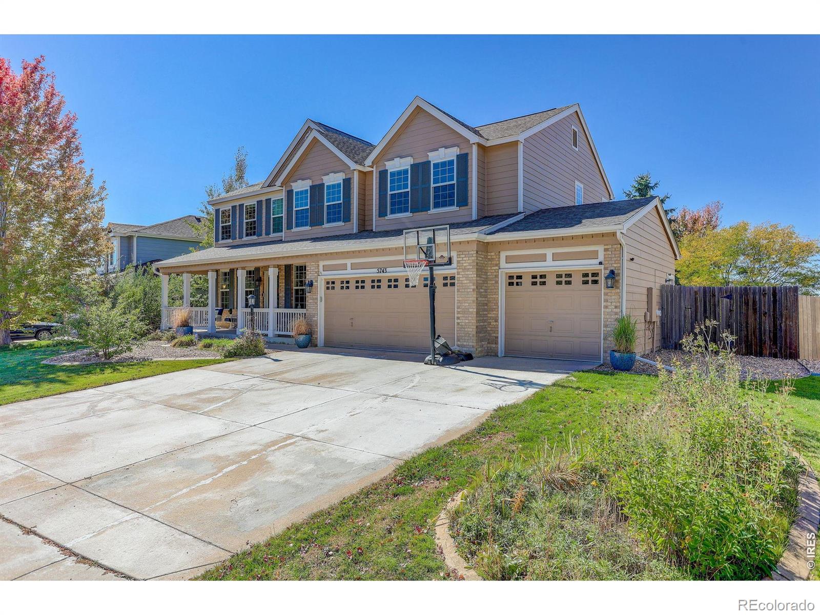 5743 S Genoa Court