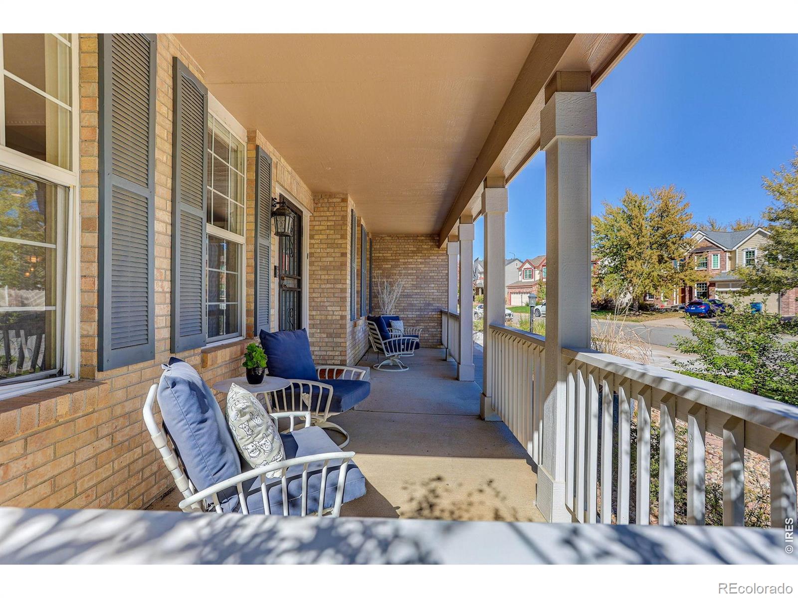 5743 S Genoa Court