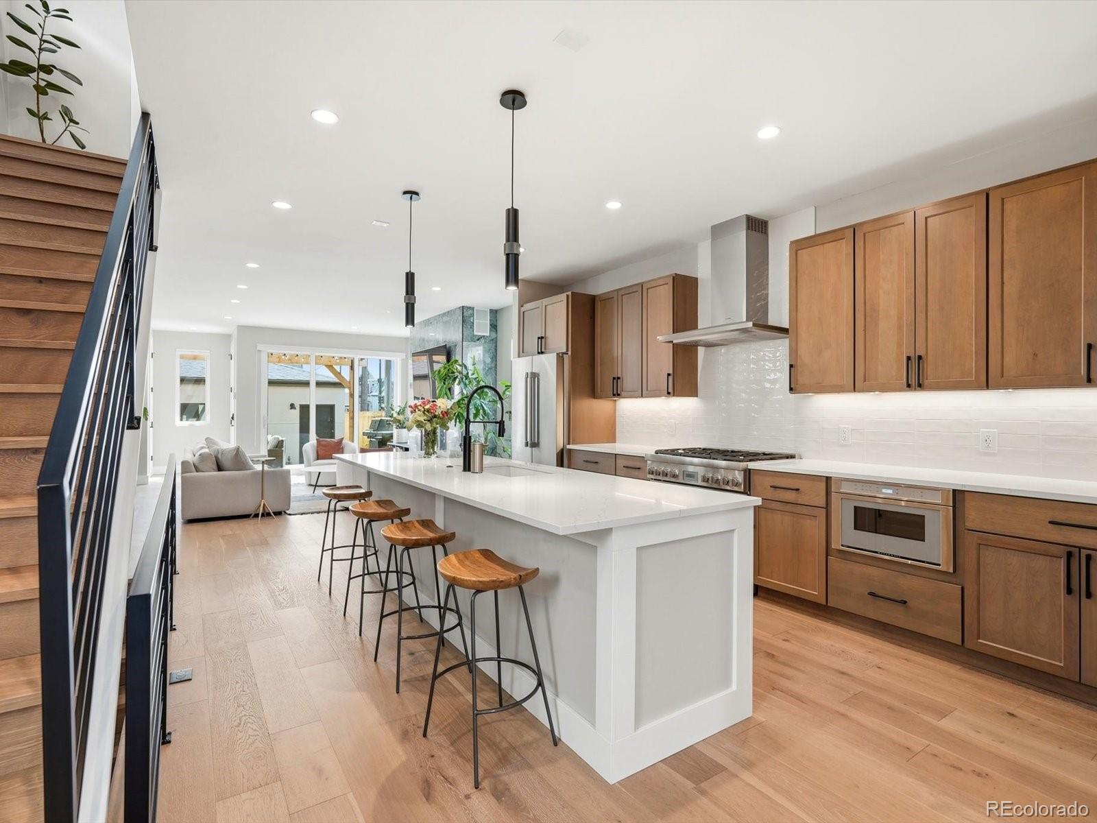 3280 W Hayward Place